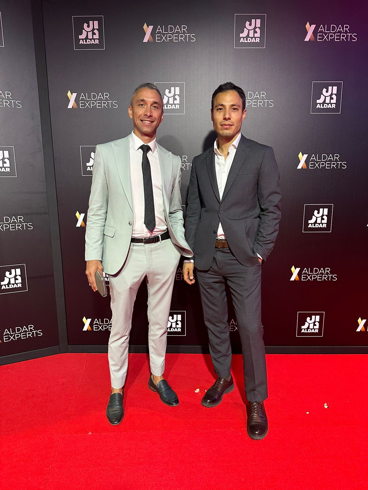 Vladimir Maksimov — Dubai Real Estate Advisor